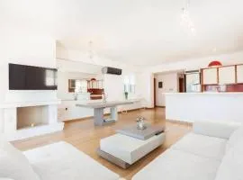 New Luxury Apartment in Glyfada with pool