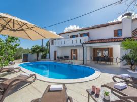 Villa Zlata, hotel en Krk