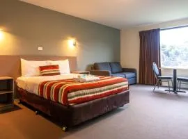 Kingston Hotel