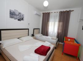 Sweet Living Apartment, departamento en Shkodër