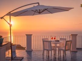 Casa MareLuna, hotel v destinaci Vico Equense