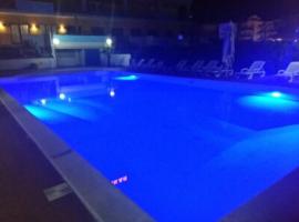 Dakar Living Hotel Vasto, ξενοδοχείο σε Vasto