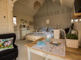 Landelijk logeren bij De Witte Kip、't Hardeのゲストハウス