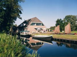 Hotel de Harmonie: Giethoorn'da bir otel