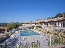 Relais I Piastroni, hotel amb piscina a Monteverdi Marittimo