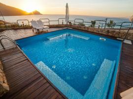 Beach of Eden Cefalu', hotel with jacuzzis in Cefalù