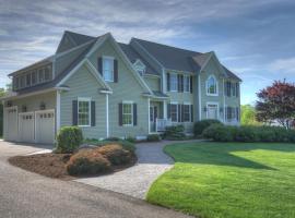 Eagles Nest at Mystic Manor, holiday rental in Mystic