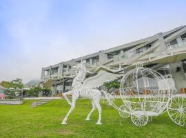 Khokak Panoramas Hotel, מלון בGukeng