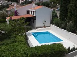 Villa Skalinada, 8 persons, Private Pool, Baška Voda