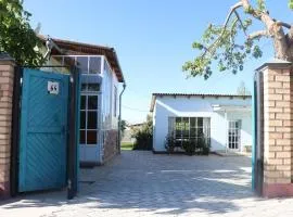 Guest House Aziza