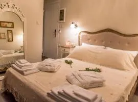 Kyria Boutique House