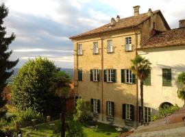 Albergo Real Castello – hotel w mieście Verduno