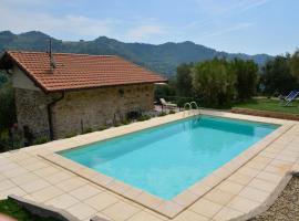 Casa Delle Olive, rumah percutian di Dolceacqua