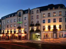 Bracken Court Hotel, hotel u gradu Balbrigan