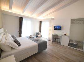 La Torre del Mulino - SUPERIOR Rooms, hotel i Tropea