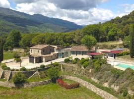 Masia d'Amer - Complex rural amb encant, alquiler vacacional en Amer