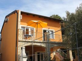 Apartments Hella, hotel v destinaci Vir