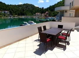 Apartment Mihaela, hotel em Blace