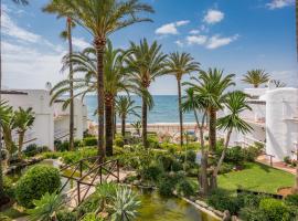 Macdonald Leila Playa Resort: La Cala de Mijas'ta bir otel
