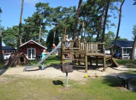 Reutum에 위치한 가족 호텔 Lodge 6 personen camping de Molenhof