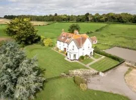Lower Bryanston Farm