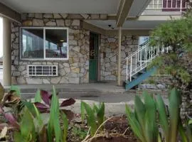 Royal Motor Inn