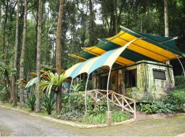 Safari Resort, hotel v destinaci Puncak