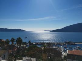 Apartments La Dolce Vita, hotel v destinaci Herceg-Novi