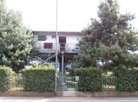 BGY Airport Guesthouse, hotel v destinaci Orio al Serio