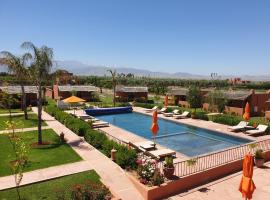 Les Orangers De l'Ourika, hotell med pool i Marrakech
