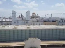 Apartamento en pleno centro de Cadiz con parking economico