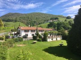 Manexenea, hotel v destinaci Saint-Étienne-de-Baigorry