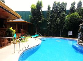 Dolce Vita Hotel, khách sạn ở Puerto Princesa City