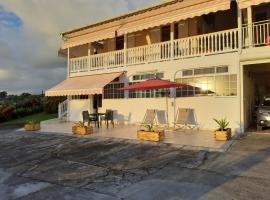 Maison du bien etre Baie mahault, hotel en Baie-Mahault