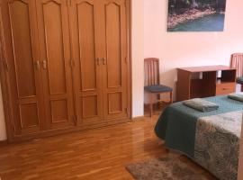 Alfonso Peña, self-catering accommodation in Santo Domingo de la Calzada