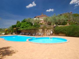 Agriturismo La Casella, hotel dengan kolam renang di San Terenziano