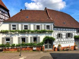 Ferienwohnung Sambachhaus โรงแรมราคาถูกในไกลส์เซลเลน-ไกลส์ฮอร์บาค