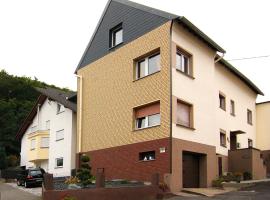 Ferienwohnung Gerharz, apartment in Hillscheid