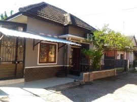 Herry Home Stay_Jogja: Yogyakarta şehrinde bir kiralık tatil yeri