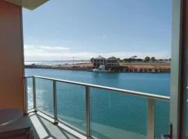 Wallaroo Marina Executive Apartments