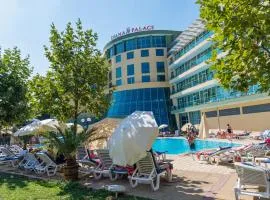 Ivana Palace Hotel - Free Parking