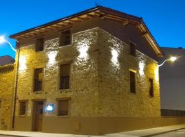 Hostal Rural Villa de Mendavia: Mondaria şehrinde bir konukevi