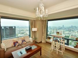 Luxury House, διαμέρισμα σε Taichung