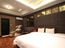 French code Hotel, hotel near Jinhae NFRDI Environment Eco-park, Changwon