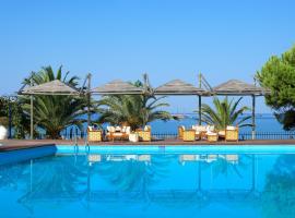 Kamari Beach Hotel: Potos'ta bir otel