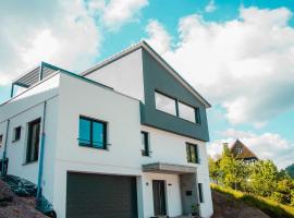 BikeHikeSleep Apartments, hiihtokeskus kohteessa Sasbachwalden