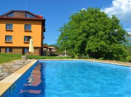 Villa Aya, hotel with parking in Smochevo