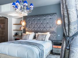 BRIT HOTEL PRIVILEGE LISIEUX - La Villa des Arts, hotel v destinaci Lisieux