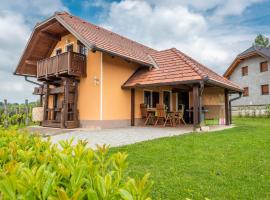 Wineyard getaway house, hotel em Sevnica