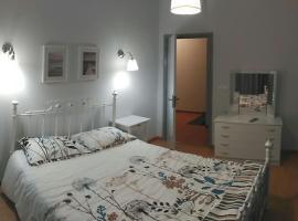 Casa Viela, holiday home sa Viseu